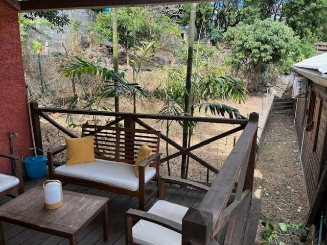 La Bananeraie Apt 35M2 Piscine Jardin Tropical Parking Prive サン・ル エクステリア 写真