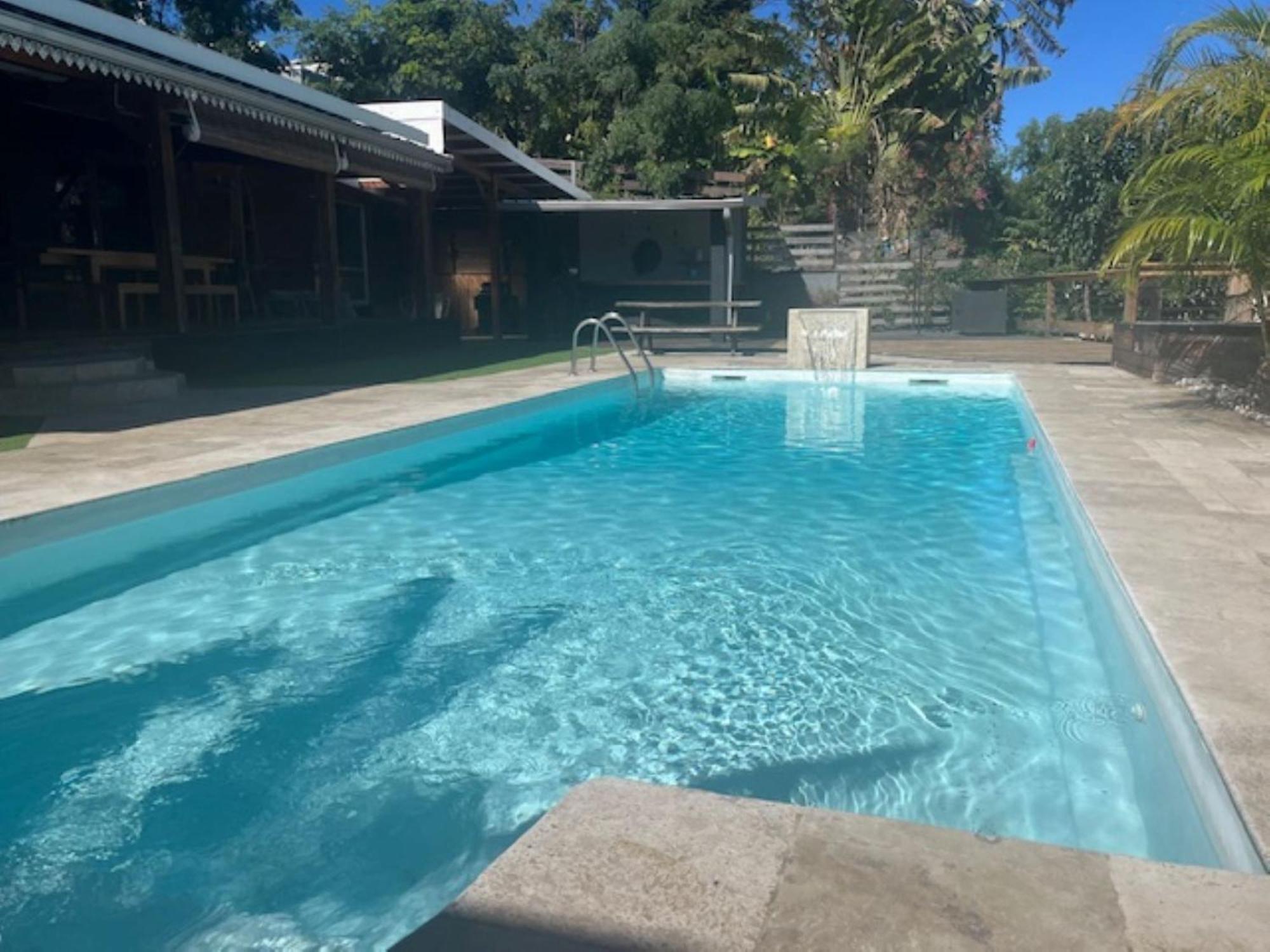 La Bananeraie Apt 35M2 Piscine Jardin Tropical Parking Prive サン・ル エクステリア 写真